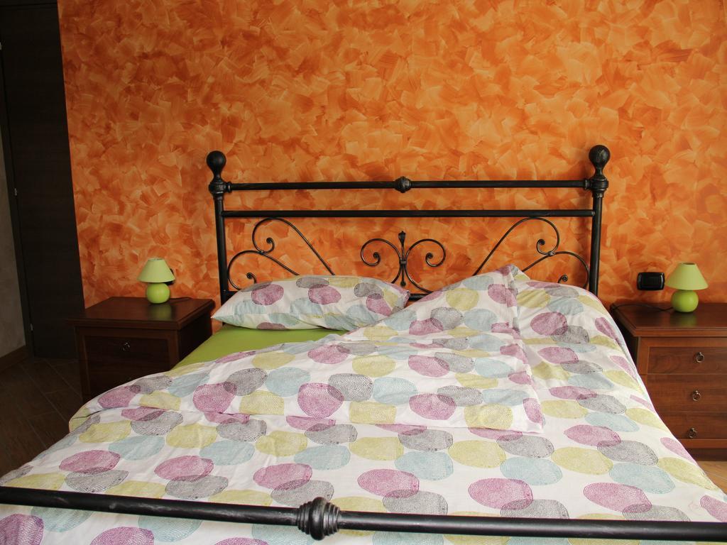 Agriturismo Il Sorriso Dei Figli Argegno Værelse billede